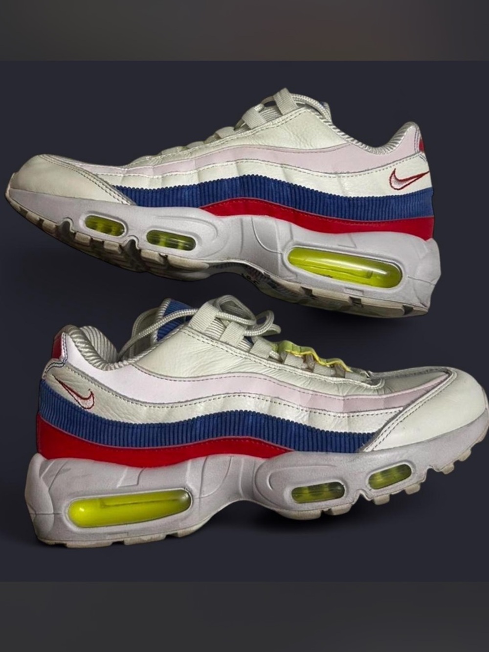 Nike Sneakers Cream White with Red Insole and Blue Trim